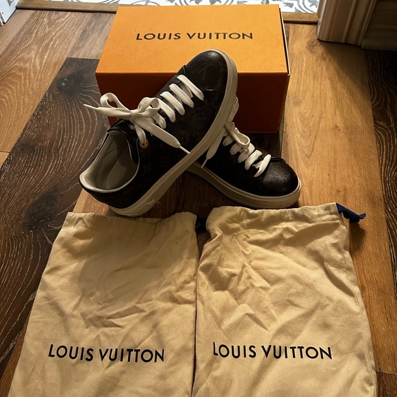 Louis Vuitton Time Out Sneaker - Picture 1 of 4